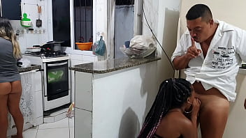 Video Porno Amador flagra na cozinha