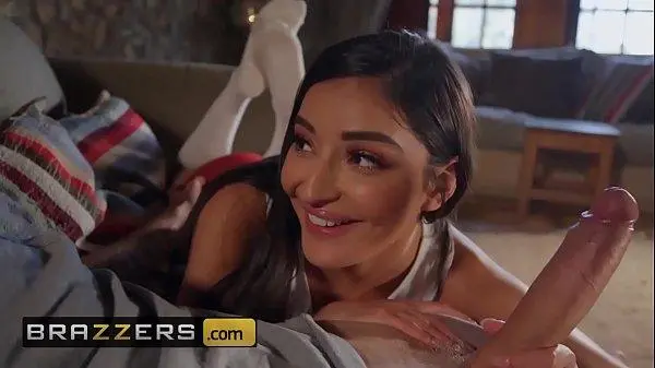 Pornvideos brazzers delícia loira rabuda quica na pica bruto
